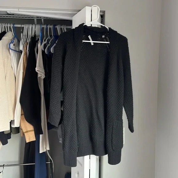 Vince Chunky Oversized Black Knit Sweater, worn a few times - Picture 1 of 7